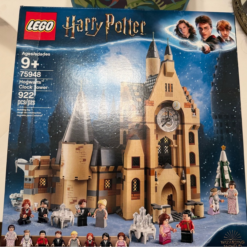 LEGO Harry Potter Hogwarts Clock Tower Building Set